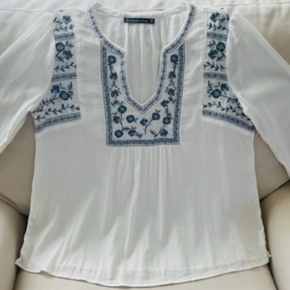 ABERCROMBIE & FITCH Boho Blouse Top - Embroidered - Sz. M - Picture 1 of 3